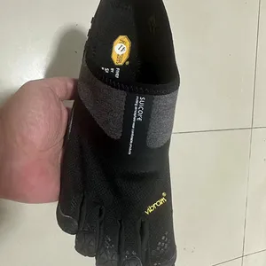 Suicoke-Vibram Lows أحذية خمسة أصابع ، المشي لمسافات طويلة ، الرحلات ، في الهواء الطلق ، أحذية الجر الرطب ، Urban Park ، التسلق ، الأبيض والأسود أفضل 8 أحذية مسطحة Vibram Five Fingers مبيعا - No5