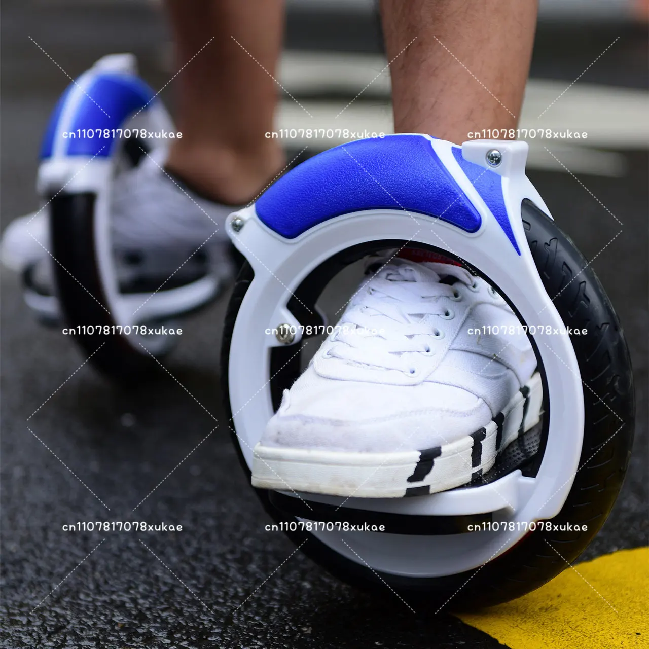 X12 Hot Wheels, Non-inflatable PU Silent Split Track Roller Skate Hotwheel Travel Skateboard