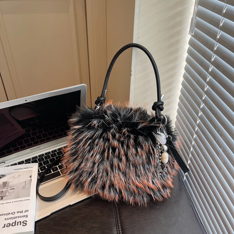 

Flannel Winter Warm Casual Tote 2025 High-end Fashion Versatile Crossbody Bags Gradient Color Large Capacity Exquisite Handbags