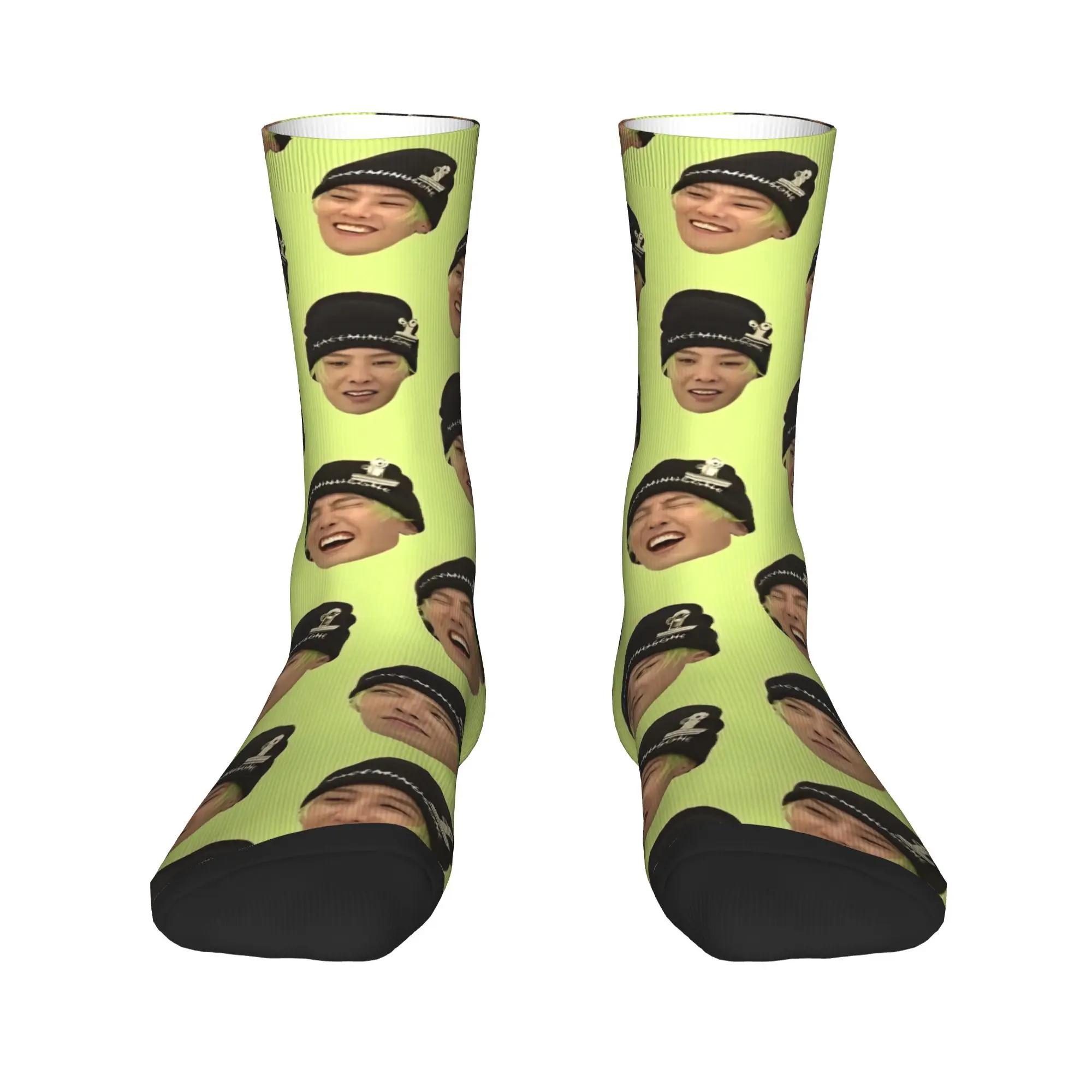 Ubermensch Gdragon World Tour 2025 جوارب مخصصة Harajuku جوارب شتوية غير قابلة للانزلاق للجنسين الرجال الجري جوارب رياضية عالية الجودة