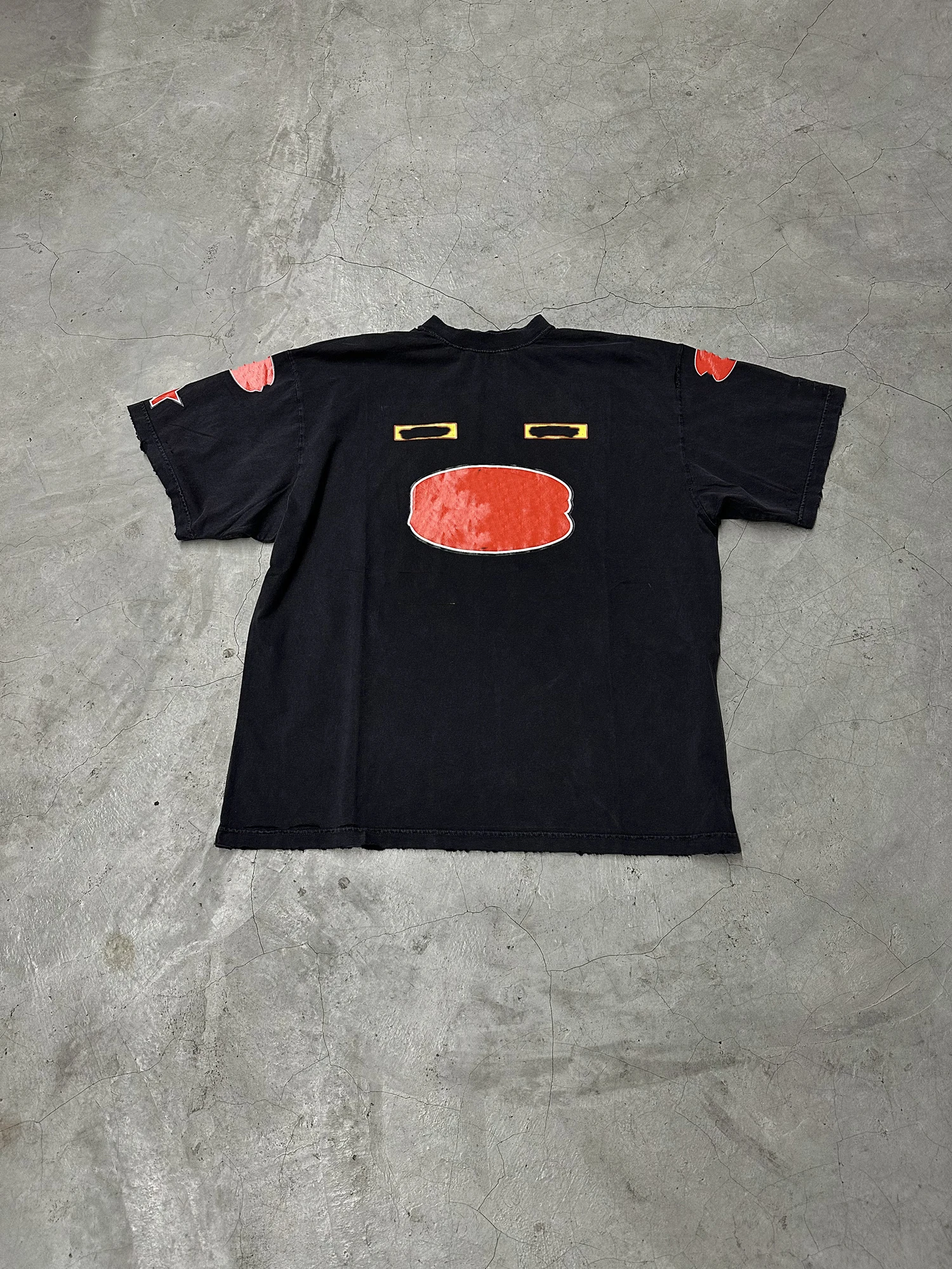 

Мужская трикотажная футболка с коротким рукавом, свободного кроя, с выцветшим принтом логотипов спонсоров, молодежная базовая модель