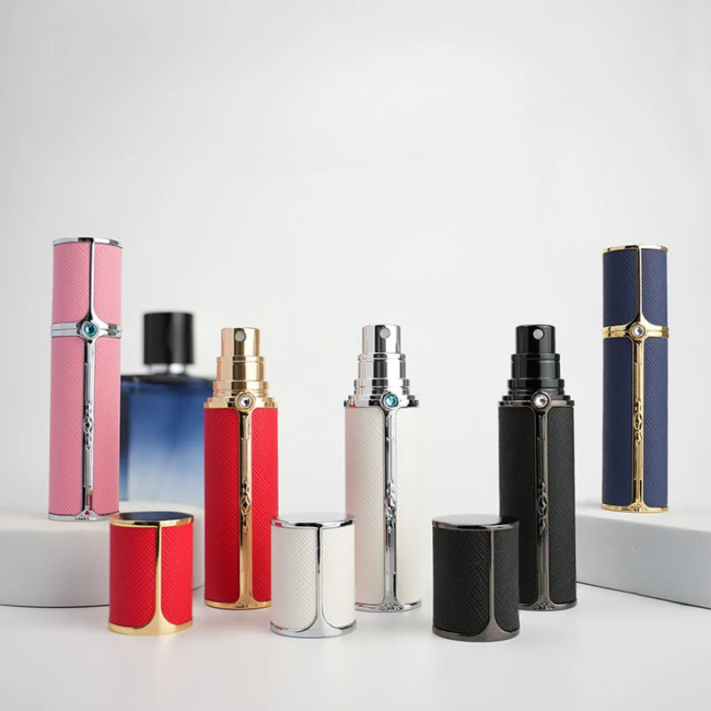 10ml Luxury Portable Mini Travel High-end Leather Perfume Bottle Bottom-fill Bottle Straight Charge Small Perfume Atomizer 1PC