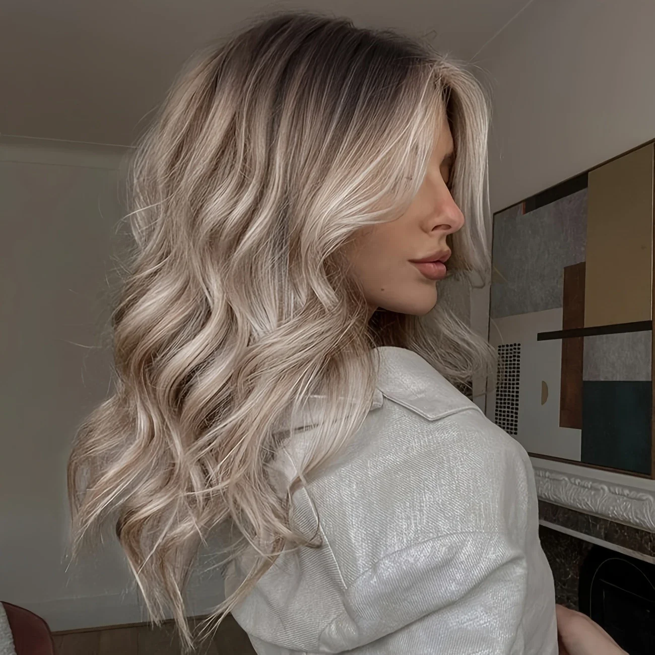 

24"high gloss front lace blonde wig, high quality synthetic wig 180% density, suitable for everyday and all occasions