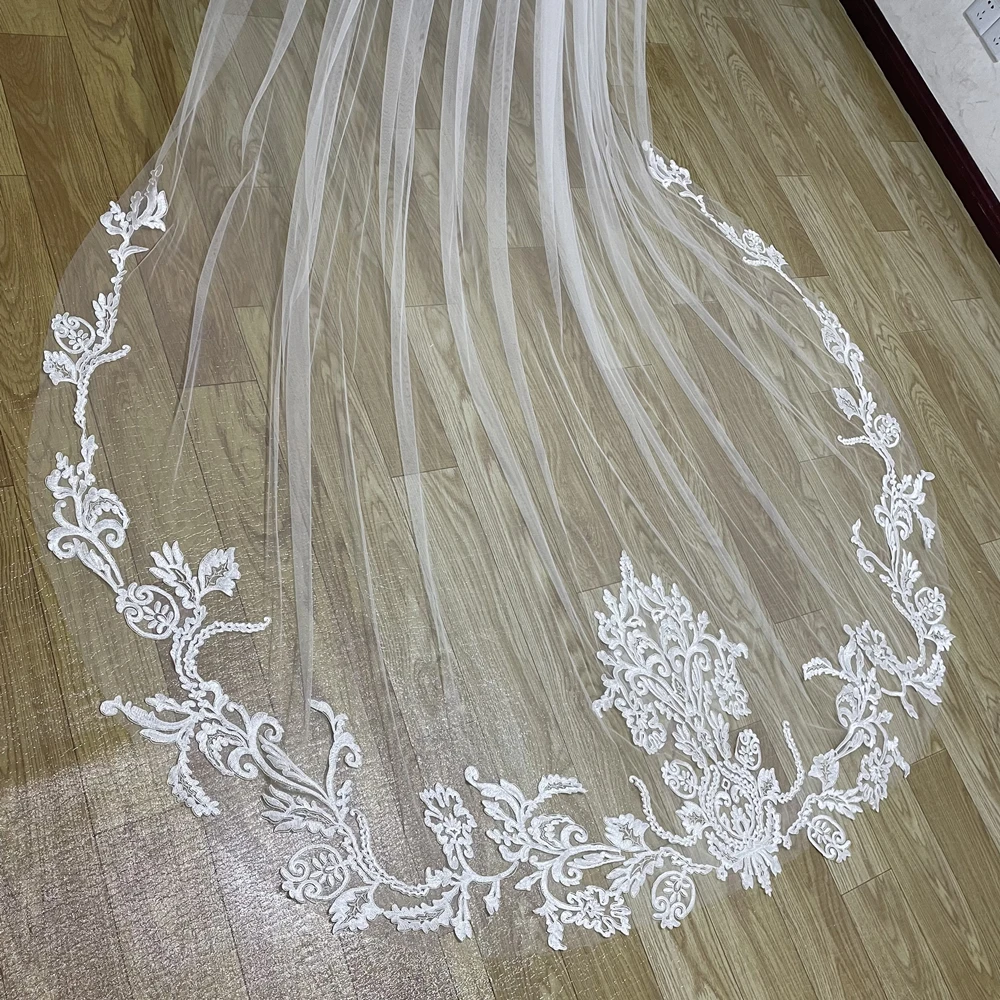 Bridal Veil Luxury Long Wedding Veil with Flower-Leaf Appliqued Edge Veu of Bride Floor Length Mantilla Wedding Accessories