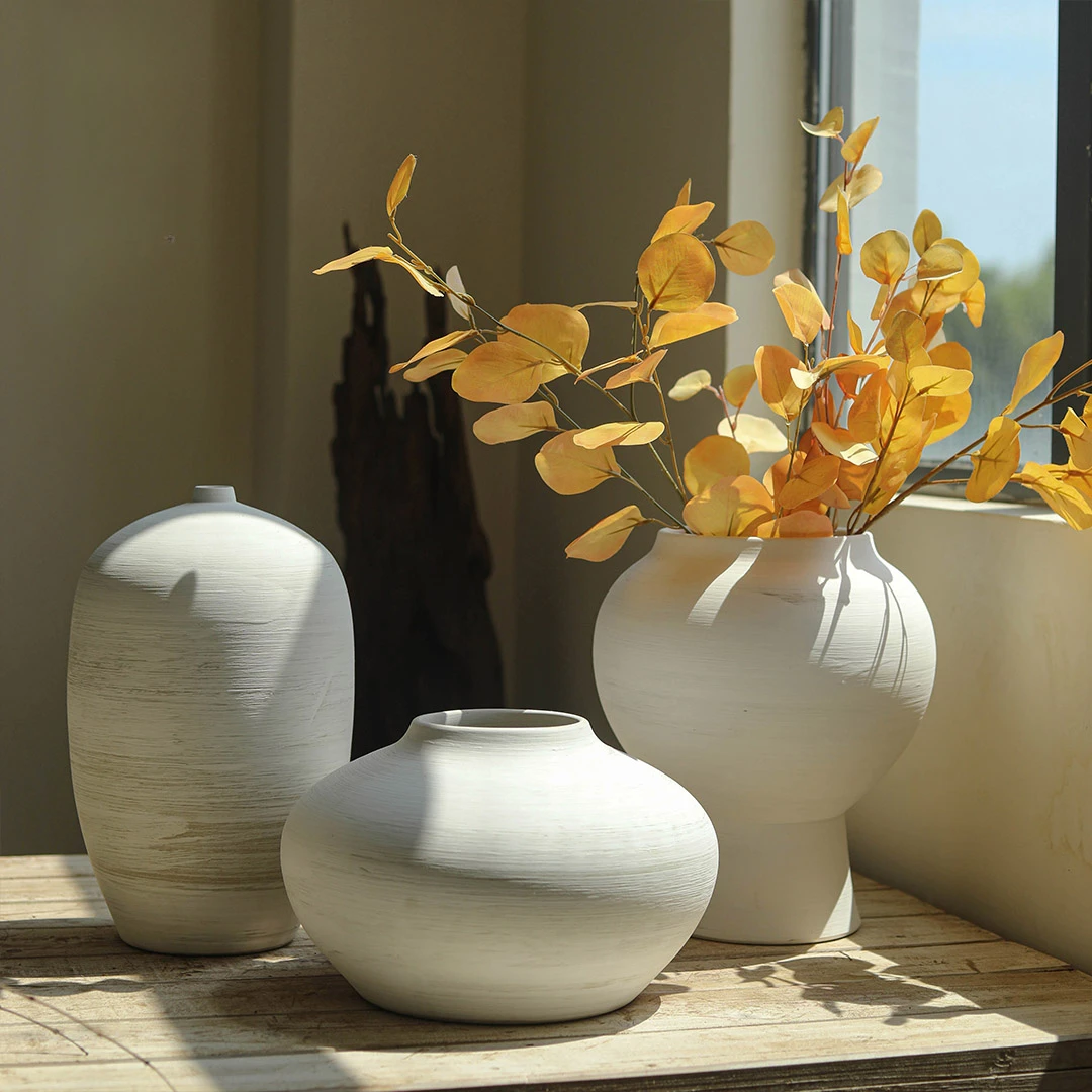 The product can be customized. Creative ceramic vase, indoor porch with dry flower decorations, handmade ceramic jar