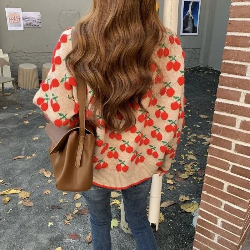 2024 Autumn and Winter New Retro Cherry Jacquard Round Neck Pullover Sweaters Women Loose Knitwear Long Sleeve Padded Sweater
