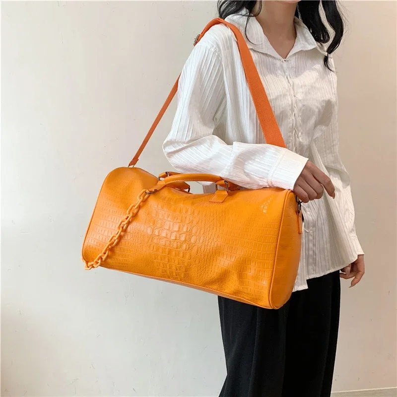 

Solid PU Lightweight Large Capacity Women's Travel Bags Short Distance Shoulder Luggage Bags Fashionable Sweet Fitness Handbag