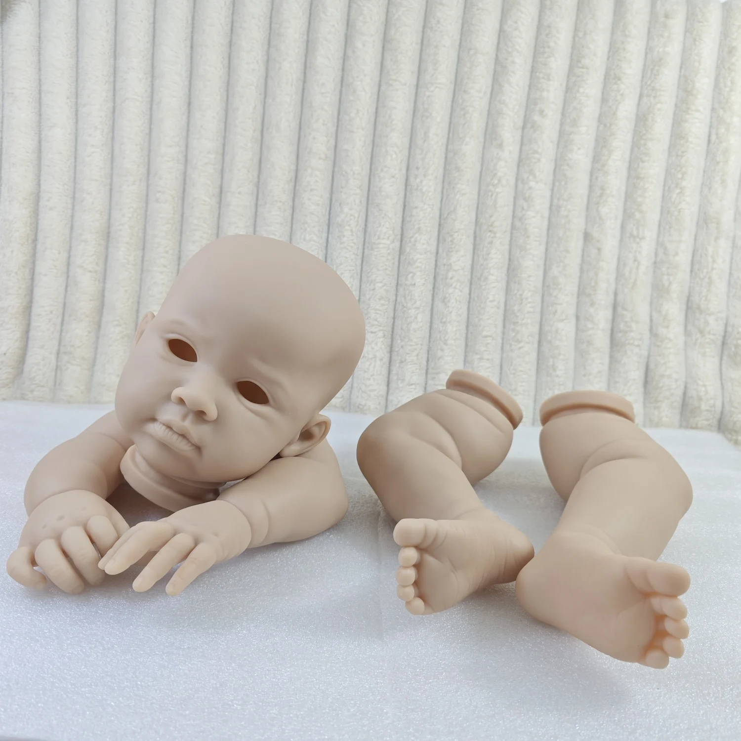 24 Inches Reborn Doll Kits Reuben New Face Realistic DIY Unfinished Unpainted Vinyl Toddler Parts Reborn Doll Mold - view 3