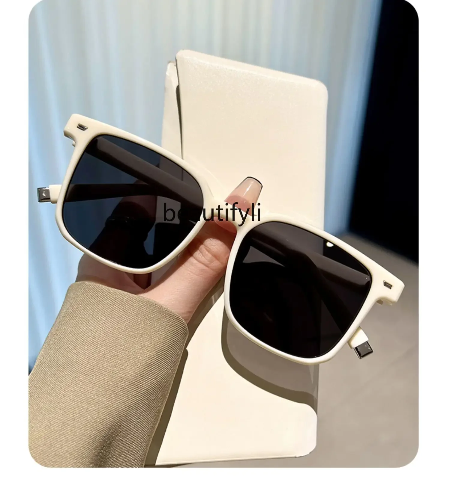 Ultra-light large-frame sunglasses, women's milk tea color, advanced sense, square and round face, small UV-proof sunglasses