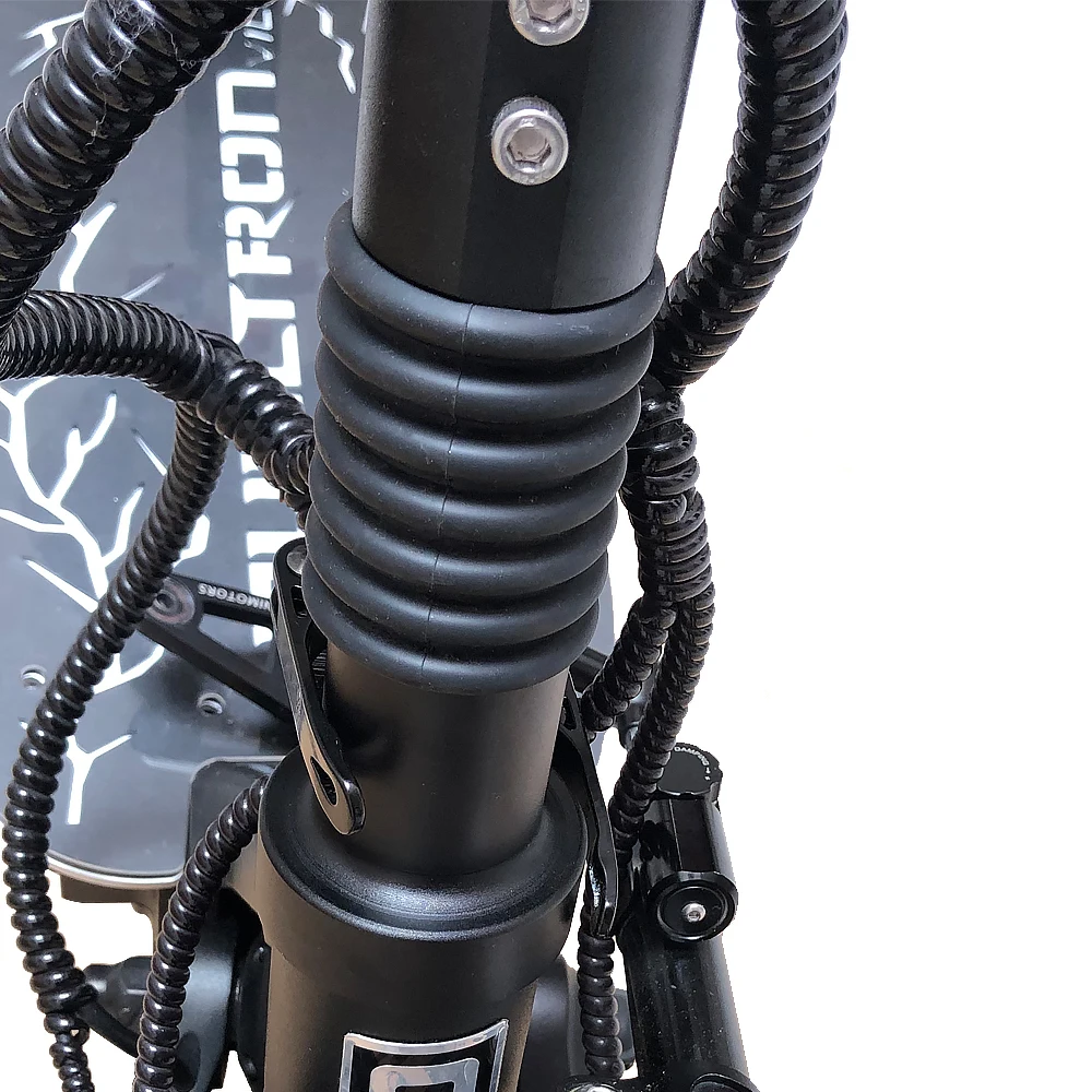 สำหรับสกู๊ตเตอร์ไฟฟ้า Dualtron - Badminton Victor บทวิจารณ์และราคา