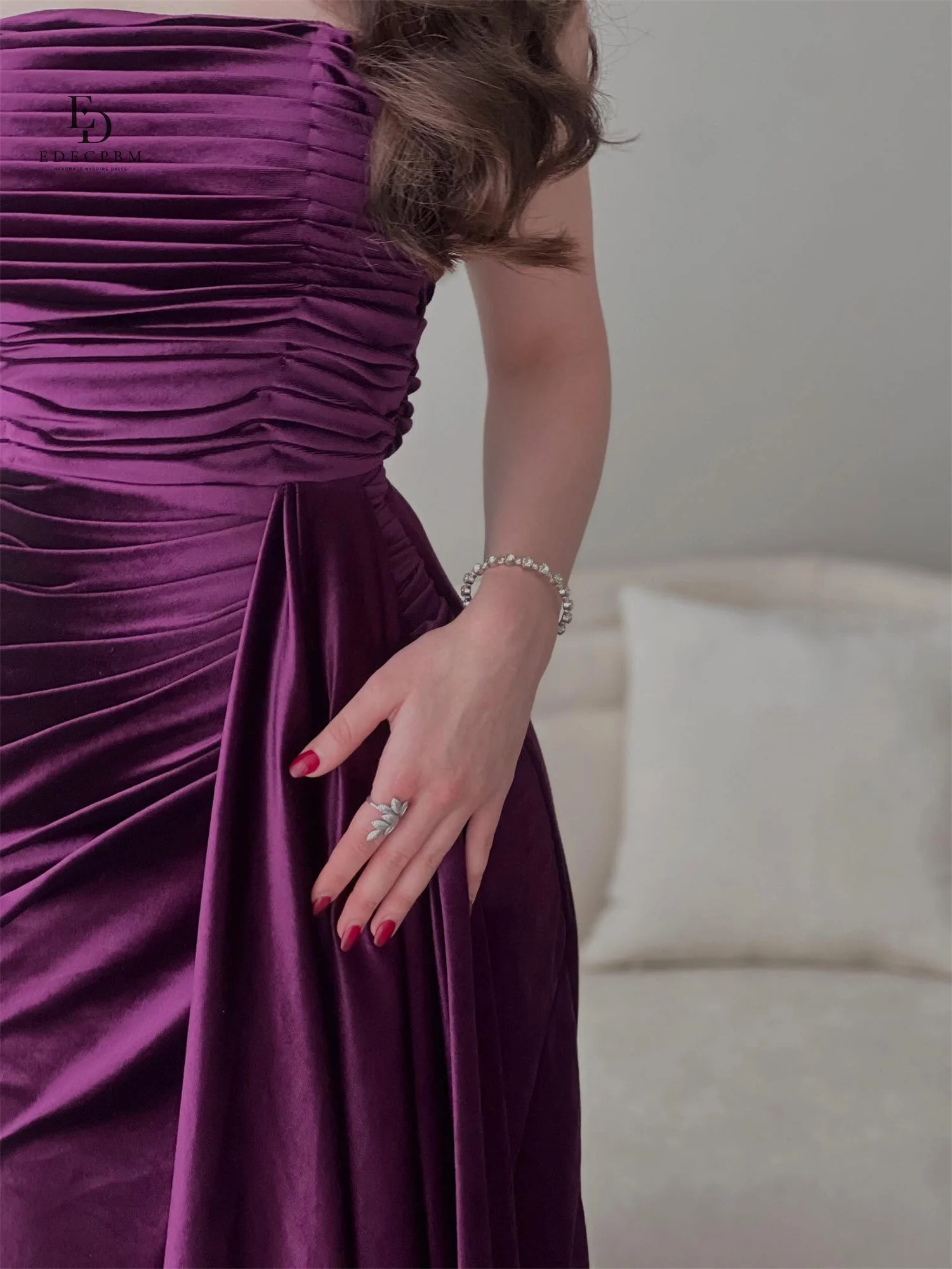 EDECPBM فساتين الحفلات الأنيقة 2025 فساتين سهرة نسائية فاخرة أرجوانية للمناسبات الخاصة فستان حفلة موسيقية من الساتان