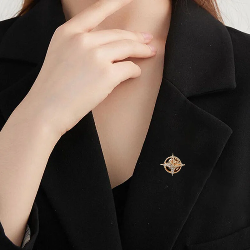 

Fashion Six Pointed Star Small Brooch Rhinestone Women Brooch Metal Fixed Clothing Pins Daily Jewelry Accessories