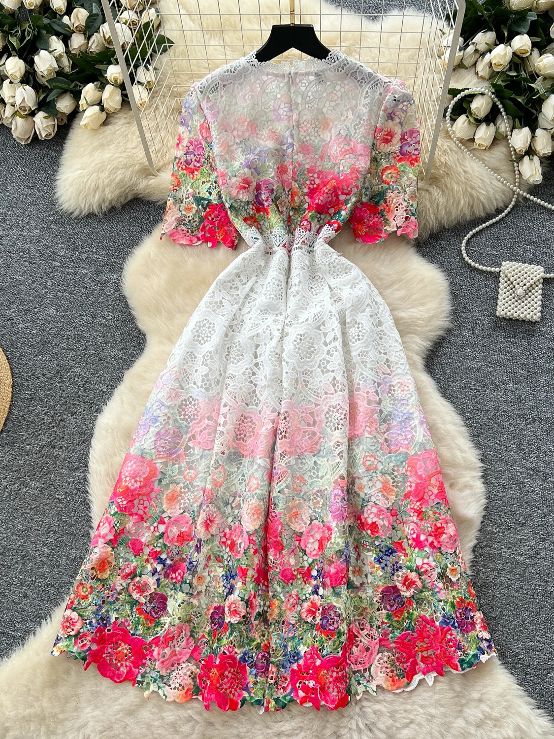 エレガントな中空アウトレースバブルスリーブドレス女性のハイウエスト痩身ロングドレス韓国スタイル通勤Aラインスカート