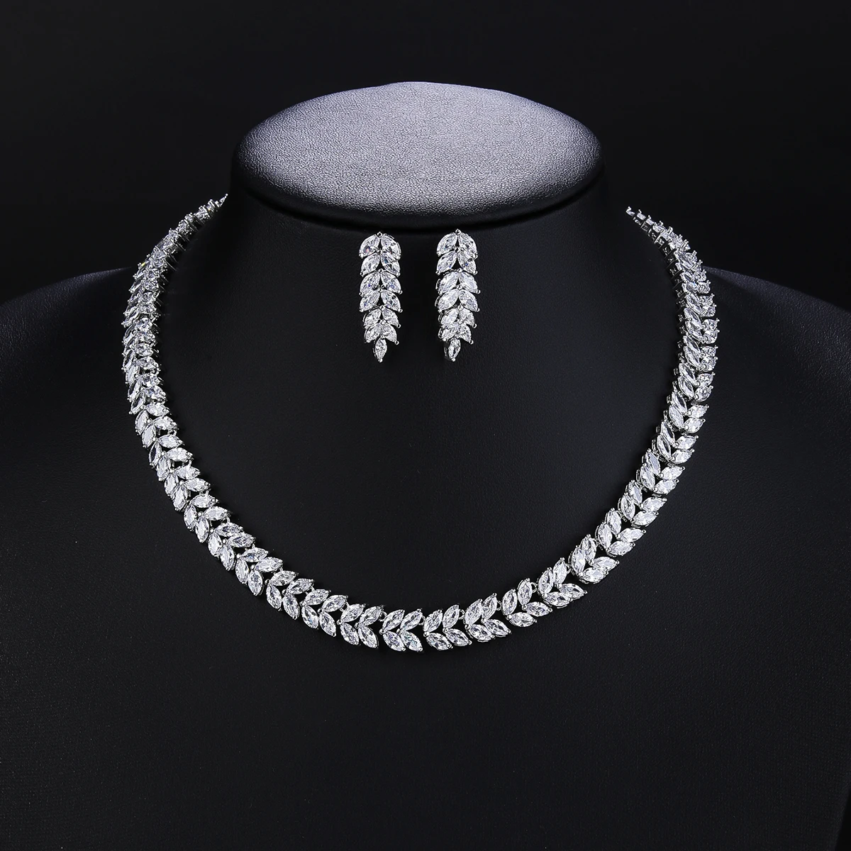 

Luxury Bridal Jewelry CZ Crystal Necklace and Earring Set, Suitable For Wedding Dinner, Girlfriend Gift, Free Shipping CN10273