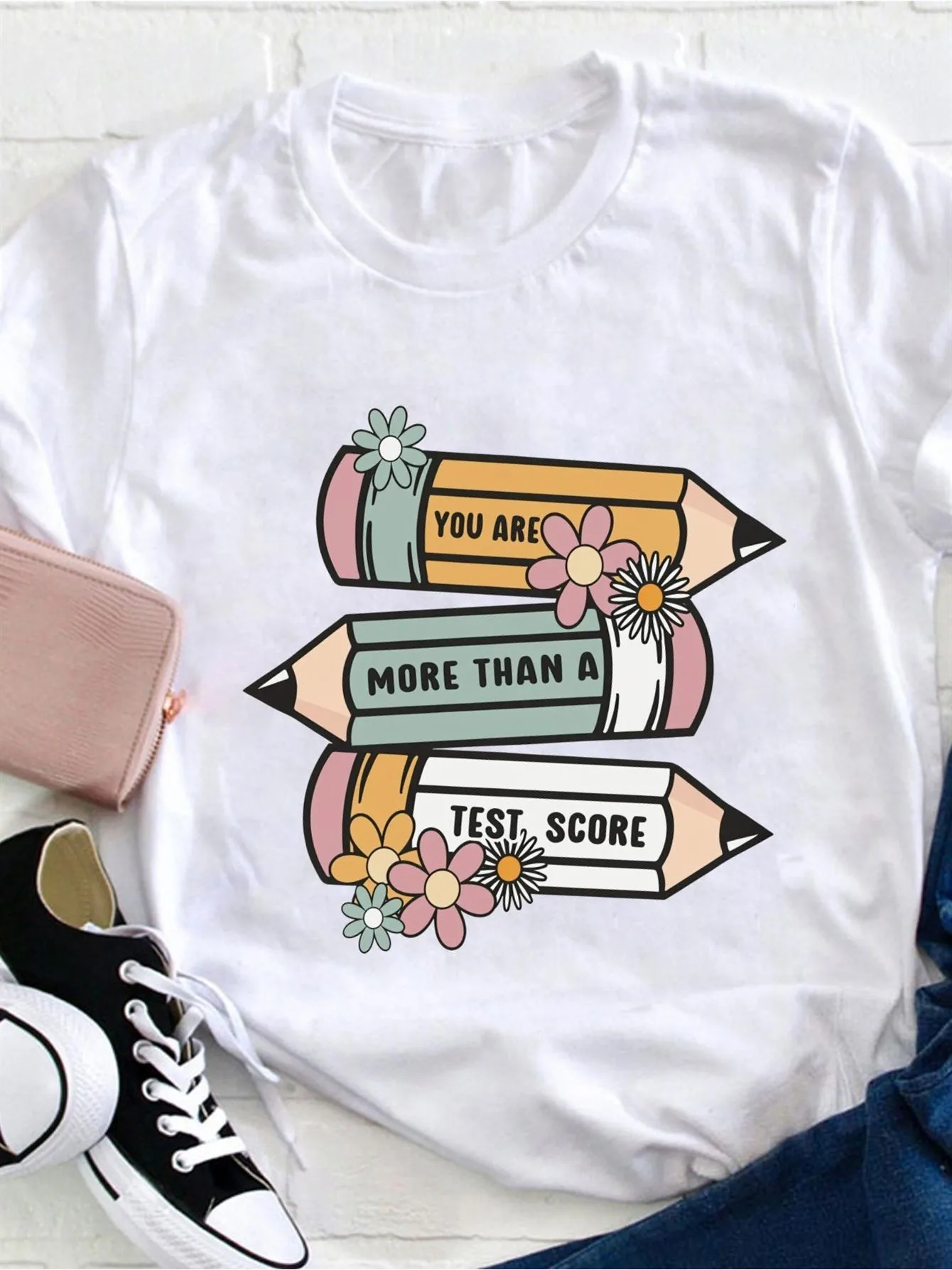 A Hot Trend Graphic Streetwear One T-shirt, Fashionable Prints, Beautiful Appearance, Soft and Comfortable Material, High Quality for Sports Running for Christmas, Halloween, Thanksgiving Gifts