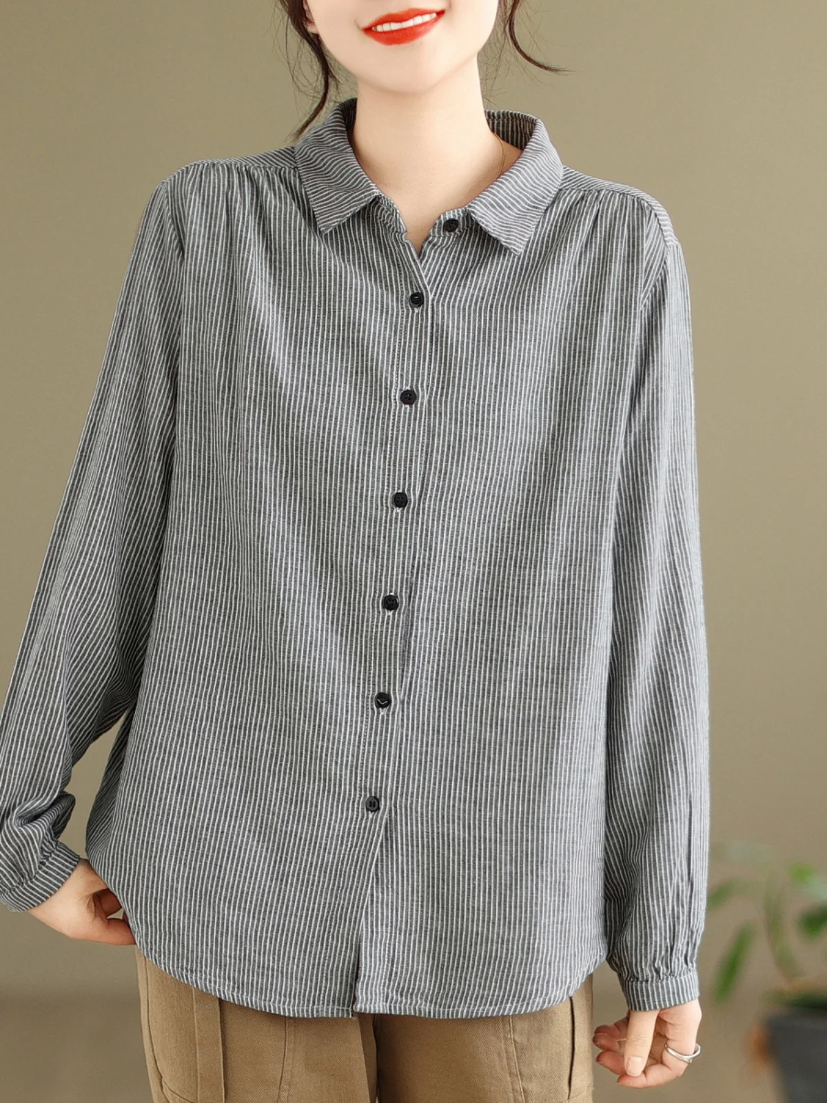 بلوزة نسائية كاجوال طويلة من القطن Sve بياقة مخططة وأزرار لأعلى وفضفاضة مناسبة للتنقل لربيع الخريف #4