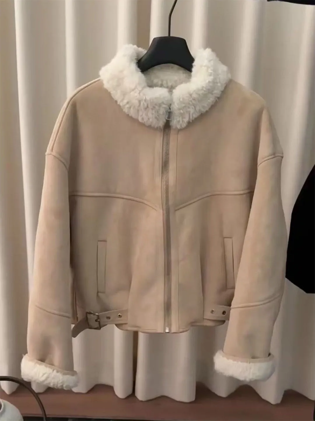 

Светло-розовая мягкая куртка из овечьего меха для женщин, осенне-зимняя, новая, в корейском стиле, короткая, модная, универсальная, хлопковая, с кожаными вставками