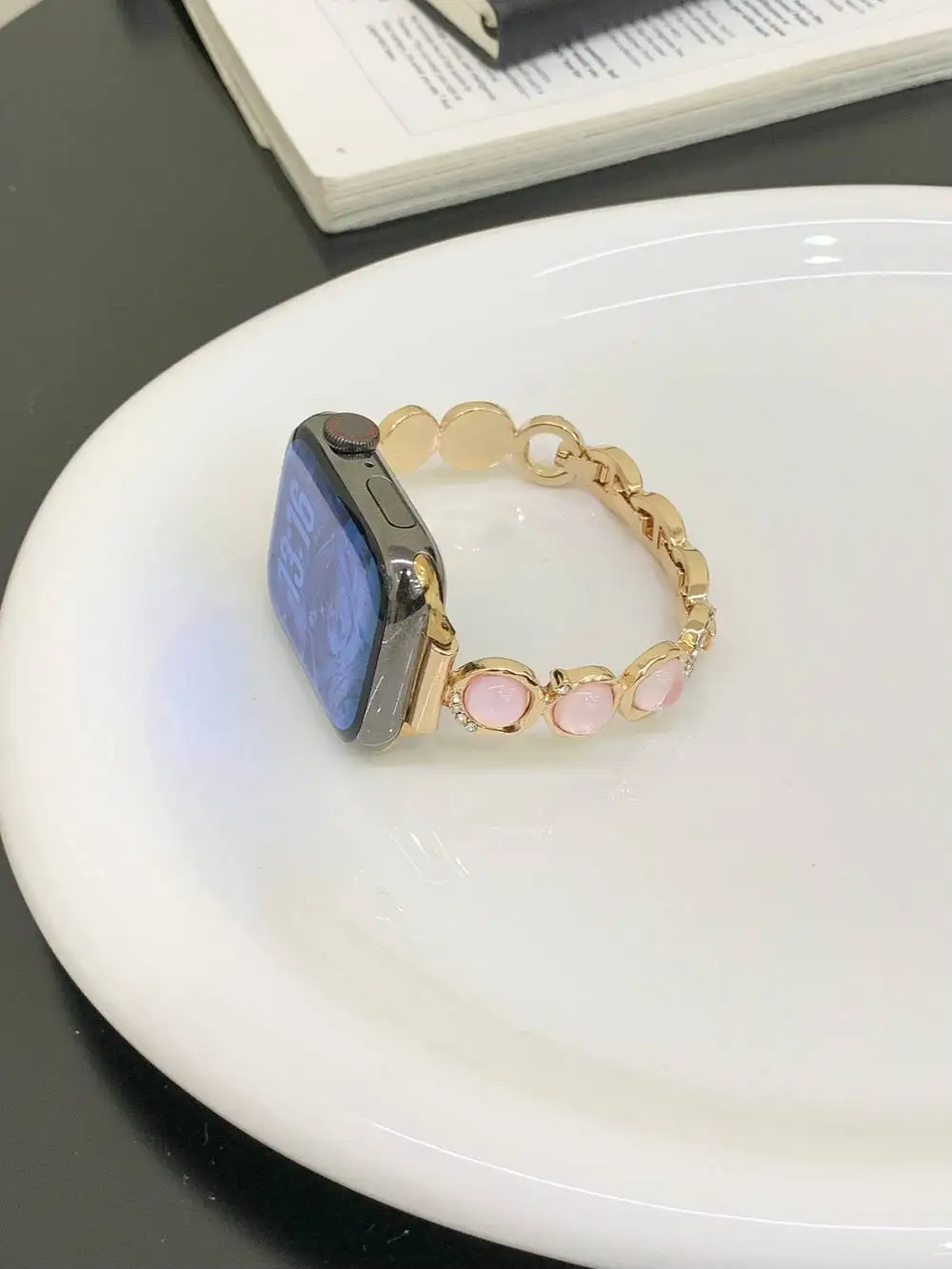 Высококачественный браслет для Apple Watch, женский ремешок серии 8/7/6/10/9, 40 мм, 41 мм, 38 мм, 42 мм, 44 мм, 45 мм, 46 мм