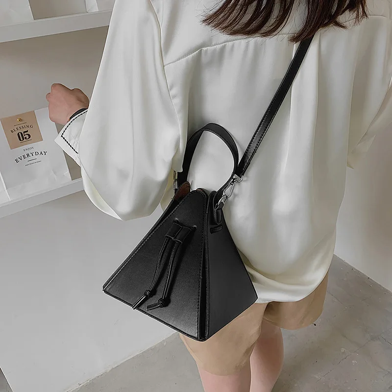 Unique Design Triangle Drawstring Handbag Candy Color Leather Women Bag Fashion Shoulder Crossbody Bag Daily Mini Purse