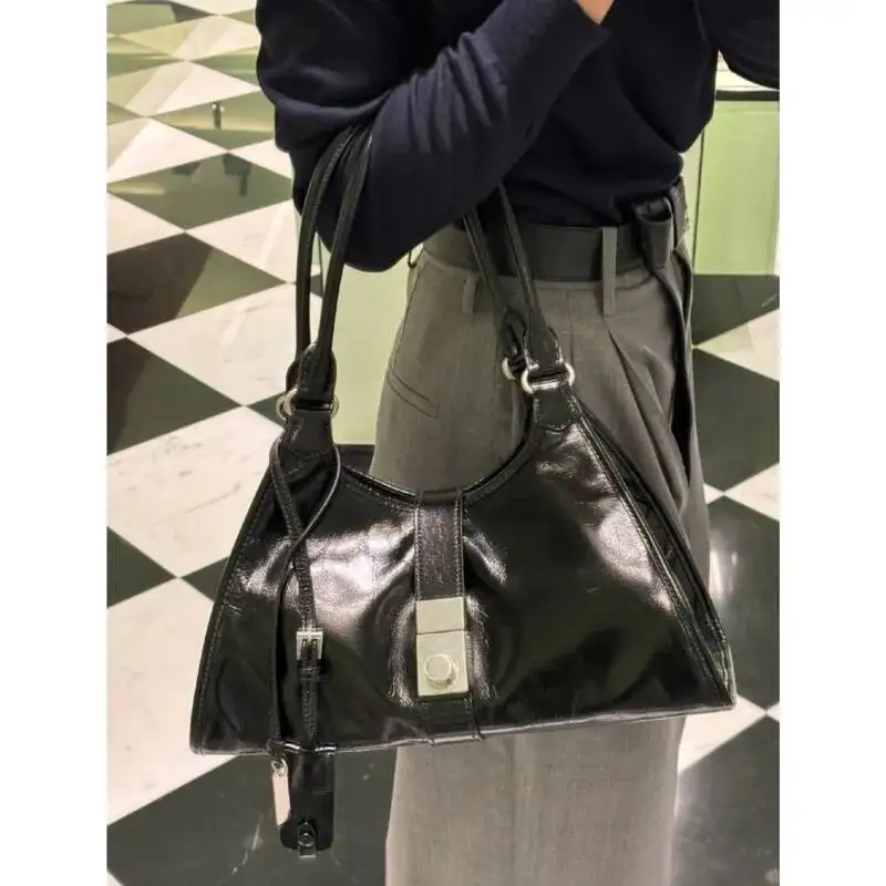 Bloom Vintage Black Shoulder Bags Women Retro New Pu Leather Large Capacity Underarm Bag Female Fashionable Y2k Handbag Purse
