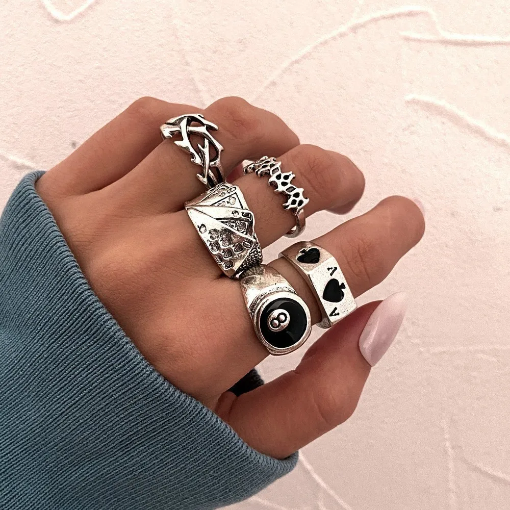 Retro Black Eight Poker Ace of Spades 5 Pcs Set Rings For Women Open Ring Punk Gothic Edgy Hiphop Accessories Jewelry Cool Gift