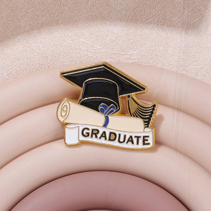 Graduação Esmalte Broche, Custom Estudantes Lapel Badges, Melhores Desejos Presente de Jóias para Crianças e Amigos, Bachelor Cap Pins