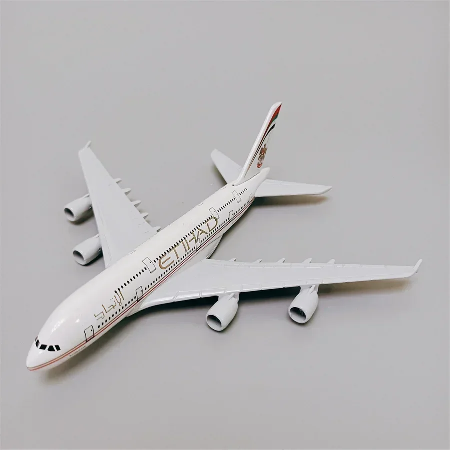 Alloy Metal Air Etihad A380 Airlines Model samolotu Etihad Airbus 380 Airways Diecast Model samolotu ze stojakiem Prezenty 16 cm