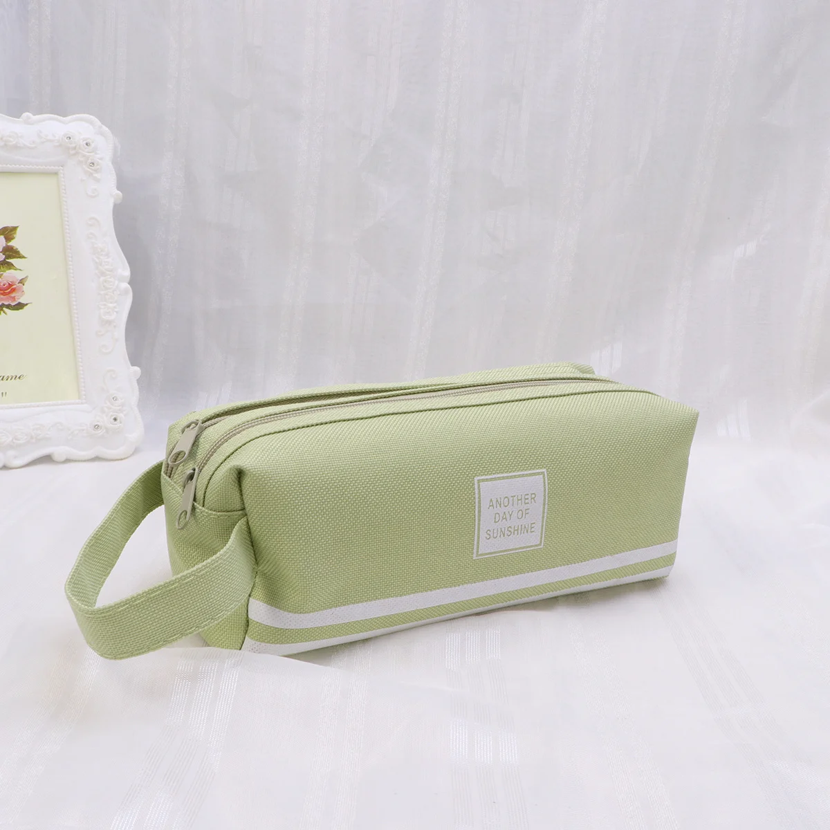 

Double Layer Canvas Pencil Bag Large Capacity Beige Zipper Pouch Portable Multifunction Multifunctional Cosmetics Pen Case