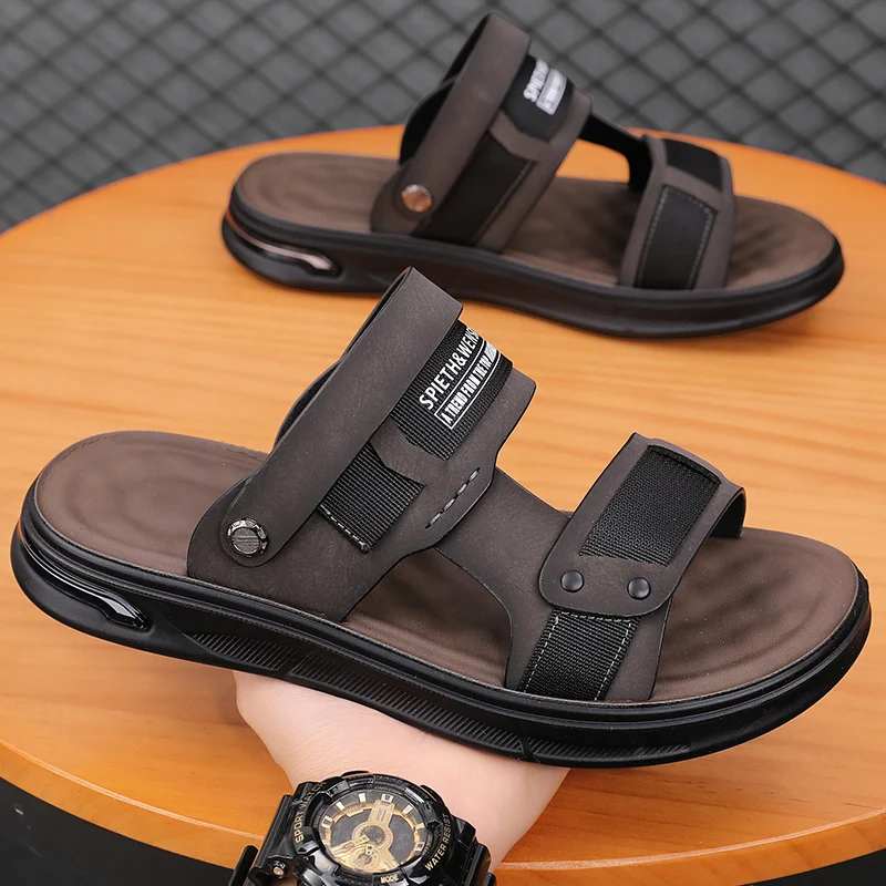 2024 New Men Outdoor Sandals Slippers Beach Comfortable Thick Sole Clogs Men Casual Shoes Garden Shoes Men Women Beach Sandals