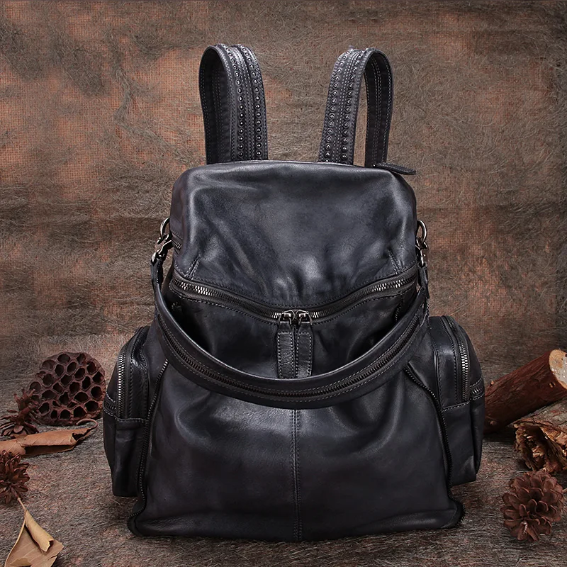 Leather Women Backpack Female Large-capacity Leather Rivet Travel Backpacks Ladies Schoolbag New European and American Vintage
