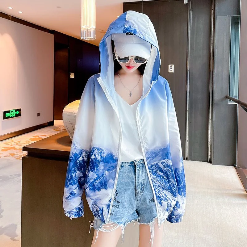 Summer Women Sunscreen Jackets Quick Drying UV Protection Hooded Print Light Outdoor Sunscreen Clothing Female Windbreakers 5XL