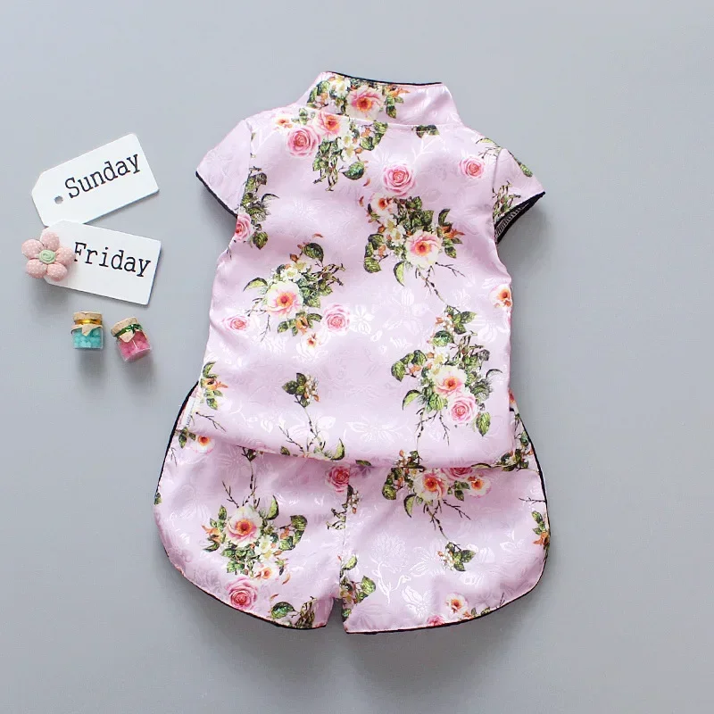 

Летний повседневный детский костюм Тан, наряд для маленьких девочек, модные детские комплекты в этническом стиле, комплект из 2 предметов, Cheongsam, одежда для малышей