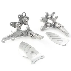 1Pair Left+Right Motorcycle Front Rider Foot Pegs Footrest Brackets for SUZUKI GSXR 1000 2005 2006 20007 2008 Aluminum Alloy