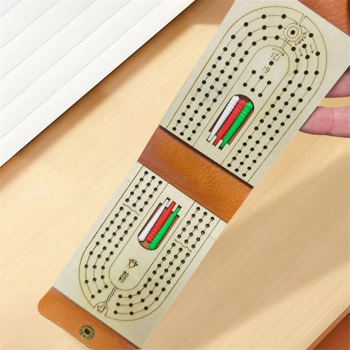 مجموعة ألعاب لوحة Cribbage الخشبية التقليدية QA88X مع 6 أوتاد وسطح أوراق اللعب 2-4 ألعاب لاعب للعبة العائلية الليلية