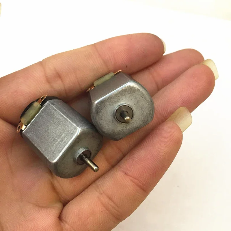 4PCS Mini 130 DC 3V 14500RPM High Speed Motor for RC Remote Control Car Micro Motor 4WD Racing Car Engine Toy Models