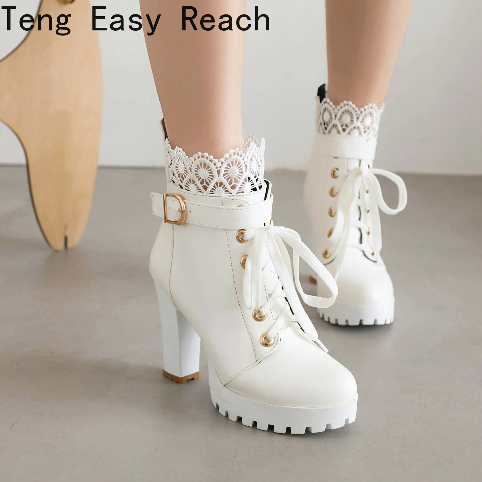 

Сексуальные кружевные ботинки с металлической пряжкой на ремне из искусственной кожи, короткие ботинки на молнии сзади, женские ботинки на коническом толстом каблуке с плюшевой подкладкой