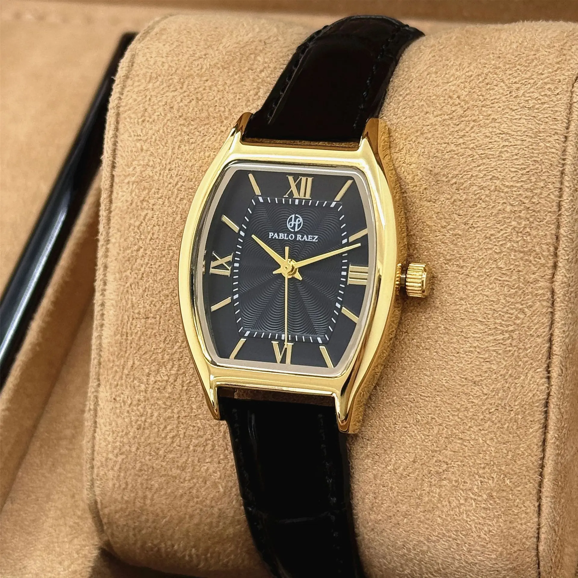 

Light luxury brand women's watch small dial leather strap casual fashion versatile waterproof ladies' quartz watches