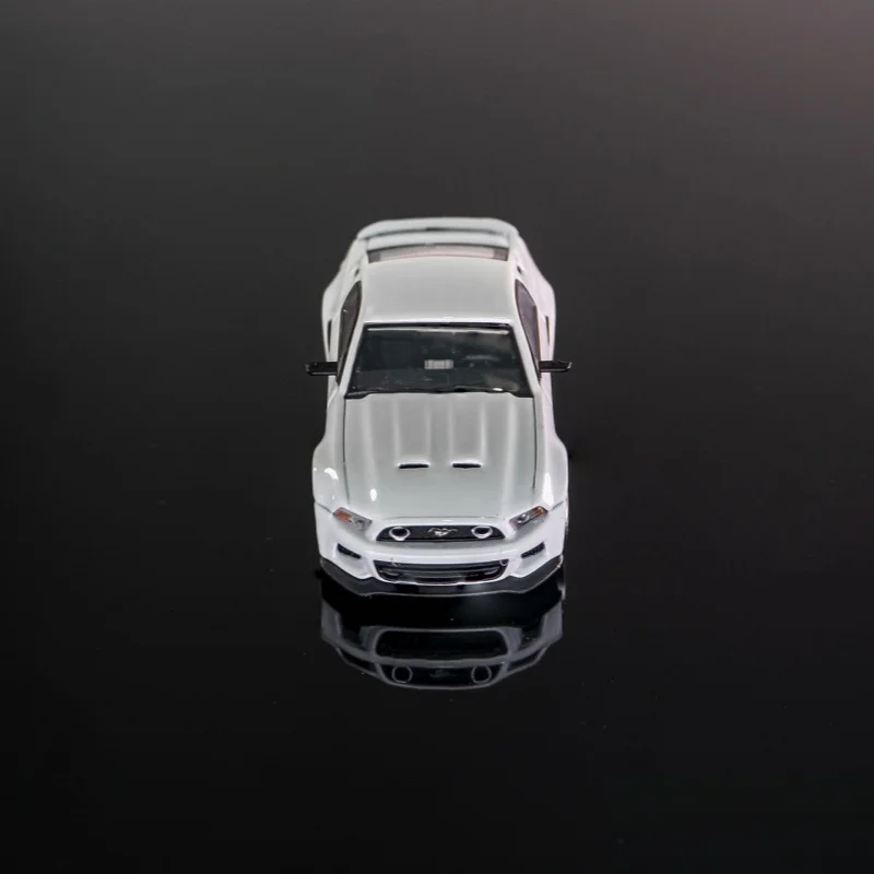 Pre-sale * GDO Hunter x DCM 1:64 NFS Mustang 2014 alloy car model