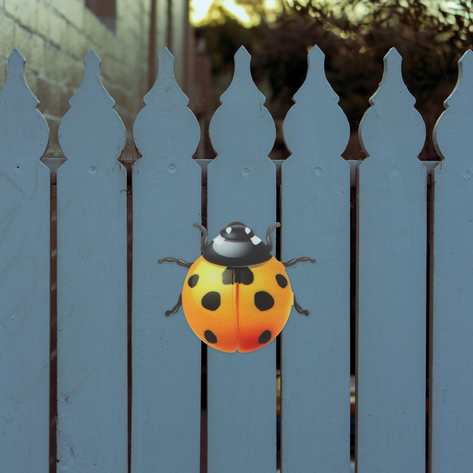 

3 Pcs ColoredIron Ladybug Garden Wall Decor Hanging Art Outdoor naments Metal Insect Decoration Lawn Sculpture