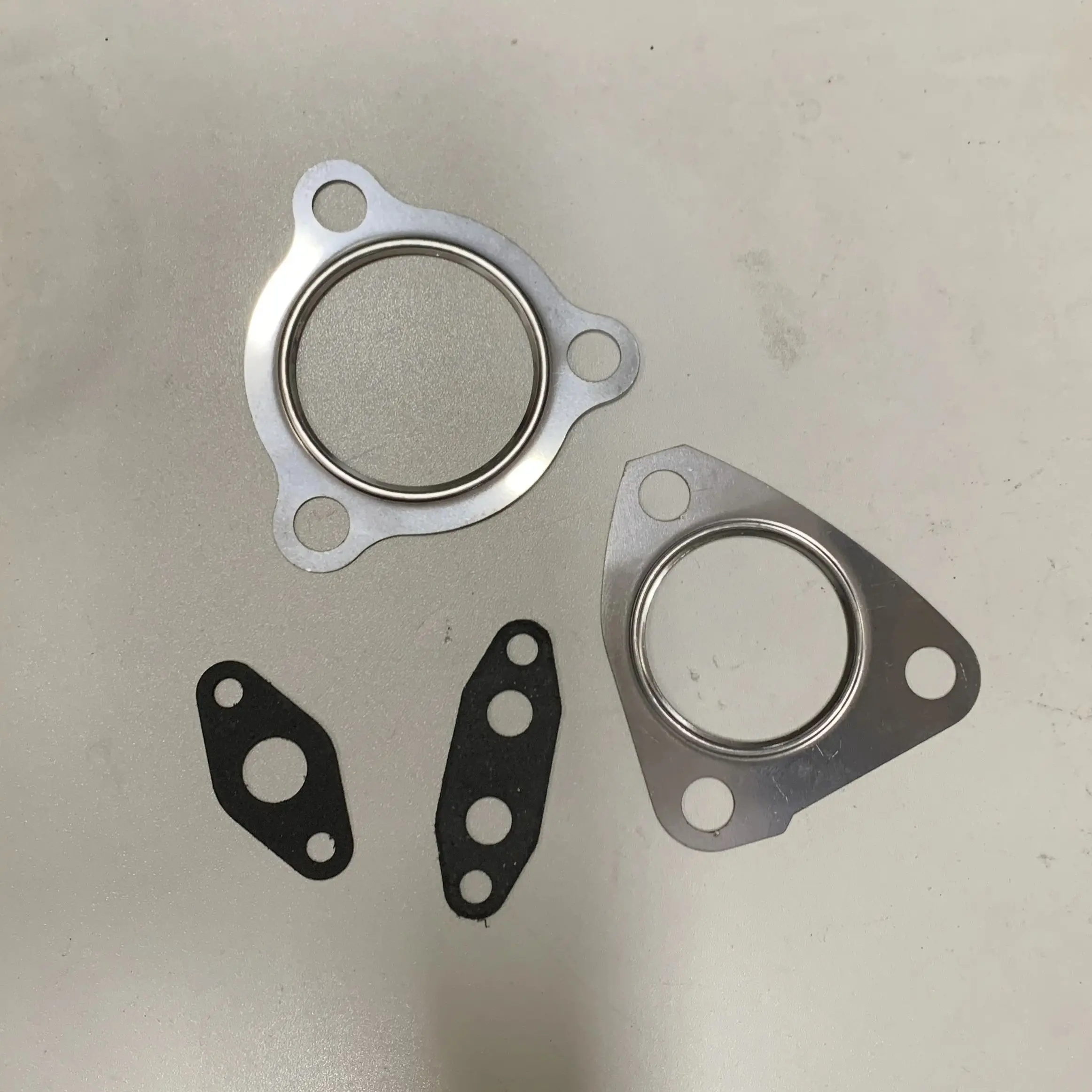 

Комплект прокладок турбины GTB1752V для Sorento Santa Fe Maxcruz 808031 808031-5006S 808031-5005S 808031-5001S 28231-2F750 282312F750