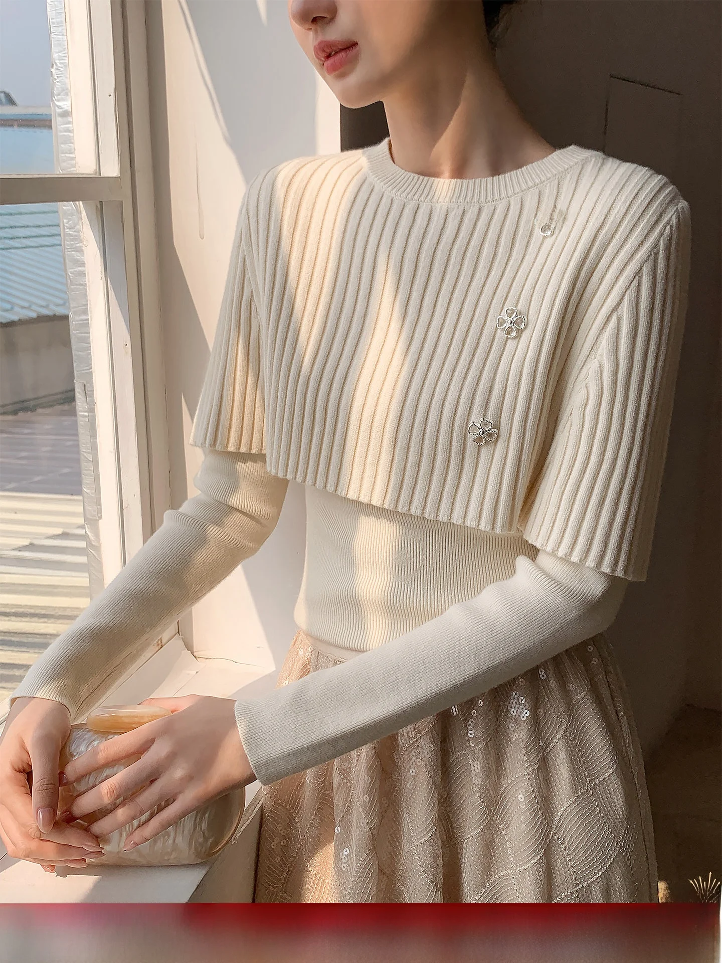 

Женский вязаный комплект XXNING: свитер со съемными элементами и облегающие брюки, повседневный элегантный дизайн