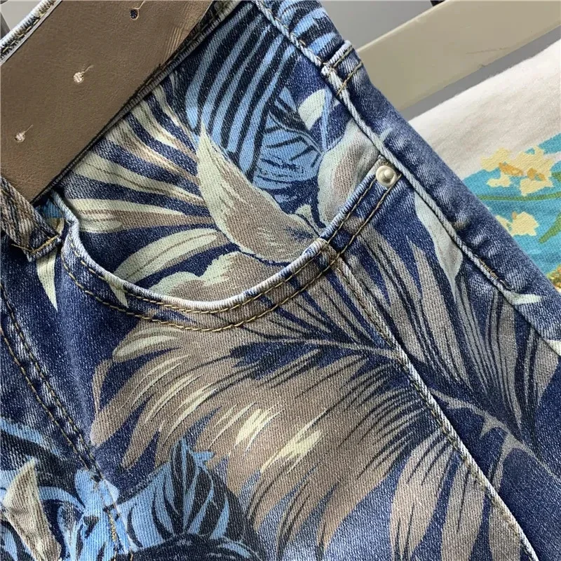 리비엘리 봄 여름 고품질 2025 신상 여성 데님 팬츠 하룬 팬츠 밴딩 허리 단풍잎 프린팅 루즈핏 청바지