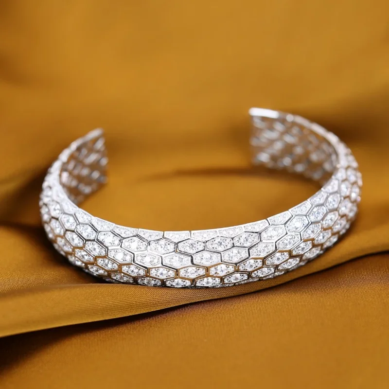 Bellux 925 Silver Synthetic Zircon Full Diamond Bracelet Classic Fashion Style Elastic Serpentine Opening Bangle