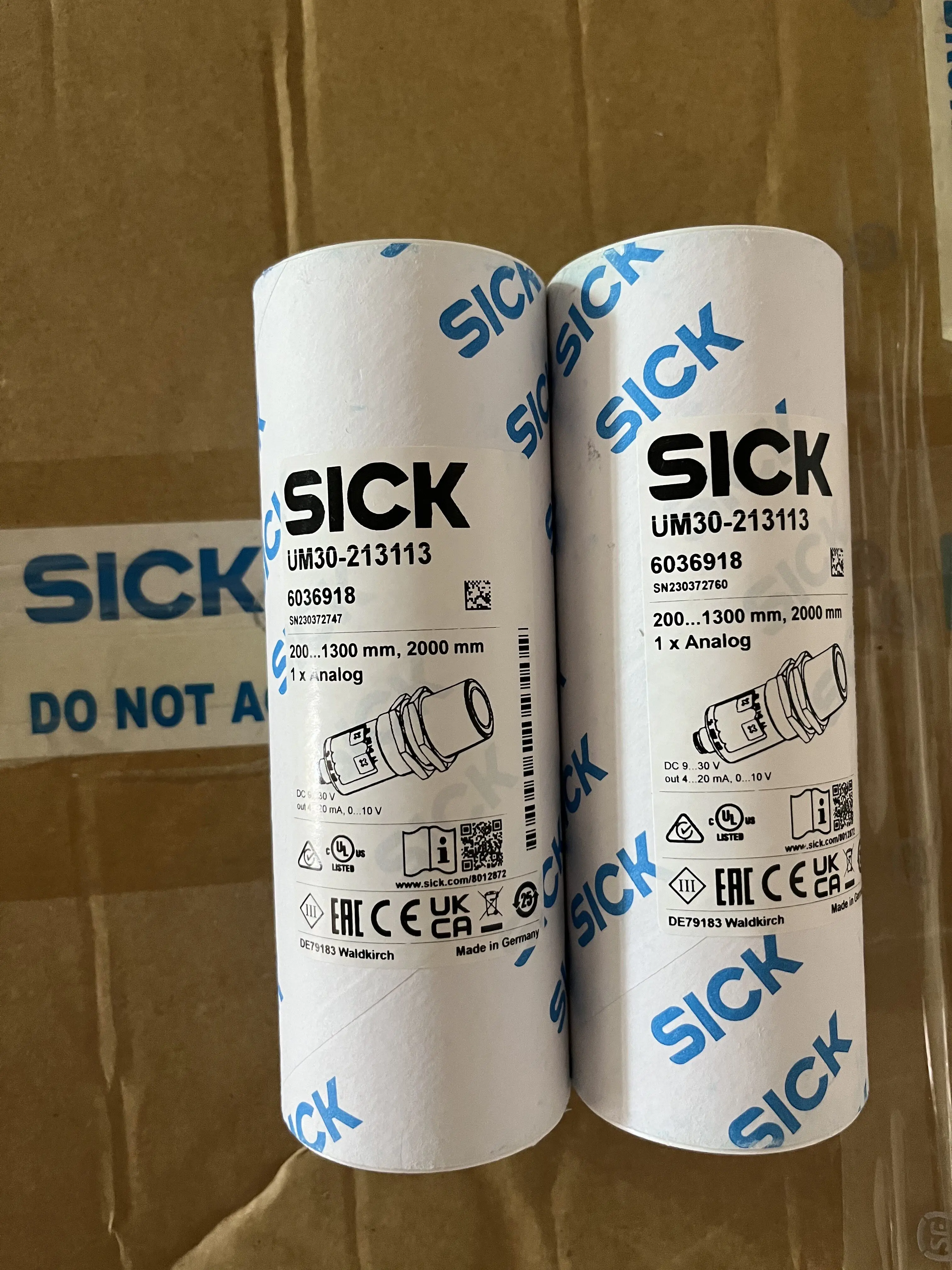 

Brand new original ultrasonic sensor UM30-213113 6036918