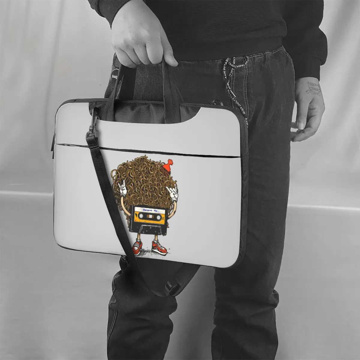 مزيج رائع المجلد. غير تقليدي حقيبة كمبيوتر محمول Crossbody حقيبة كمبيوتر 13 14 15.6 بوصة حقيبة الكمبيوتر المحمول لماك بوك برو لينوفو