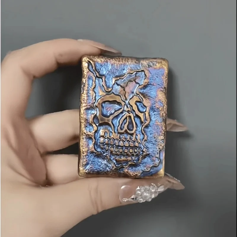 Original hand carved heavy armor fuel lighter,creative windproof grinding wheel lighter,cigarette accessories,collecting hobbies