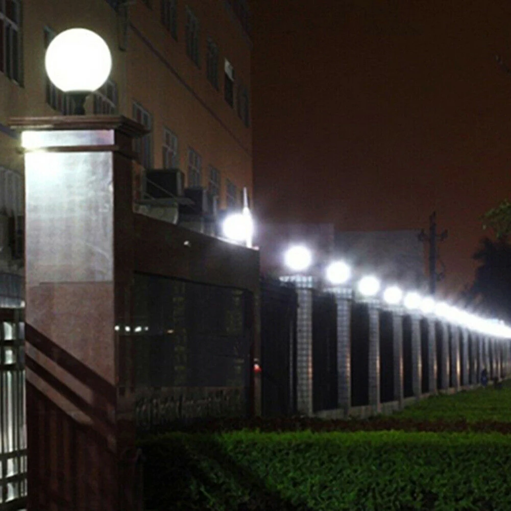

Street Lamp with Acrylic Round Ball Courtyards Modern Solar Powered Outdoor Yard Wall Column Lighting Accessories