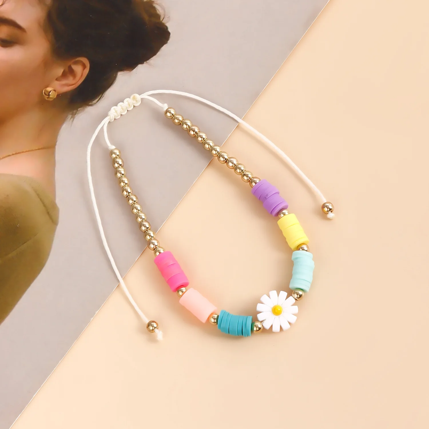 

European and American beach bracelet 2024 leisure colorful woven rope flower retro elastic set