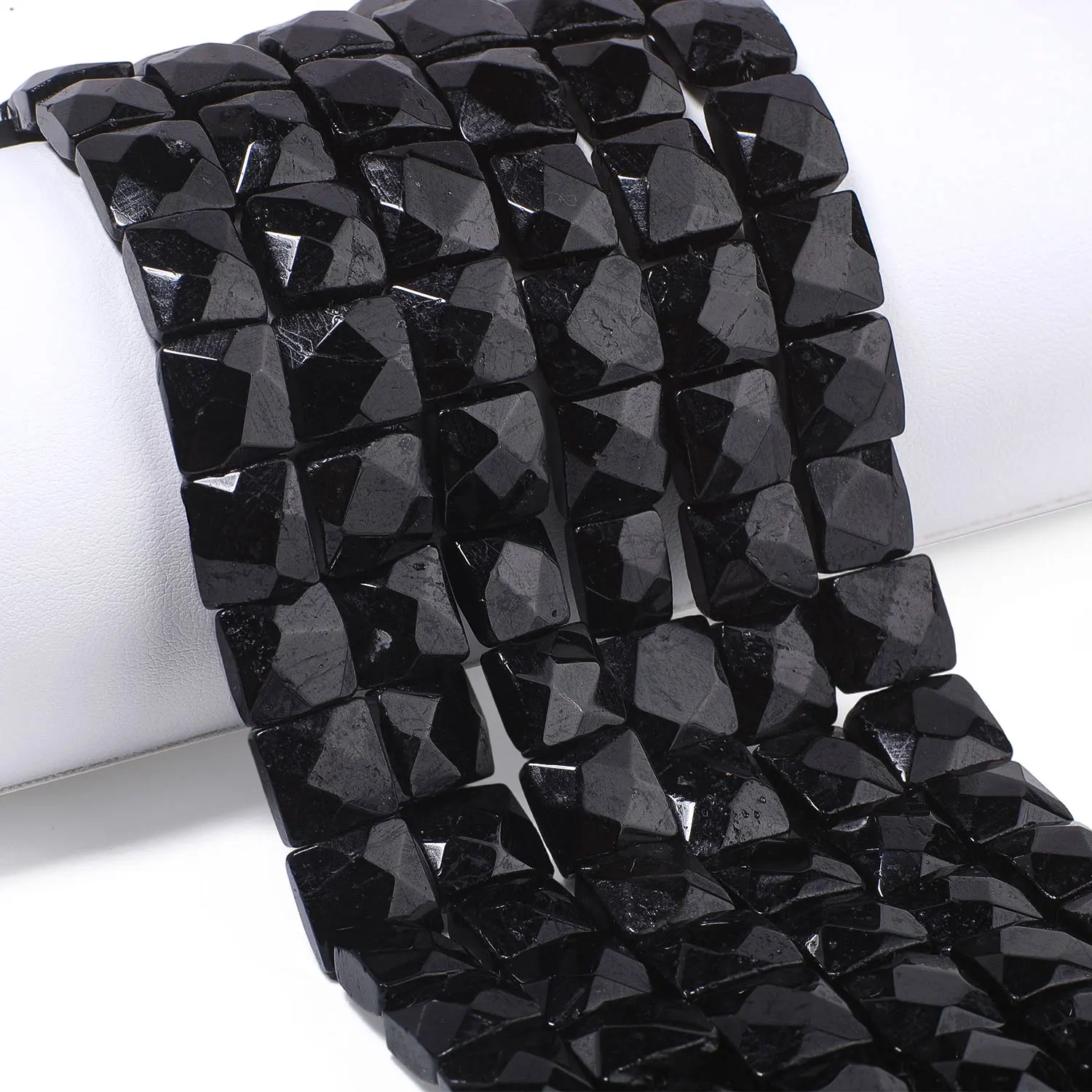 10 mm facettierte natürliche quadratische schwarze Turmalin-Steinperlen für die Schmuckherstellung, DIY-Charms, Armband, Halskette, Ohrringe, handgefertigte Kunsthandwerke