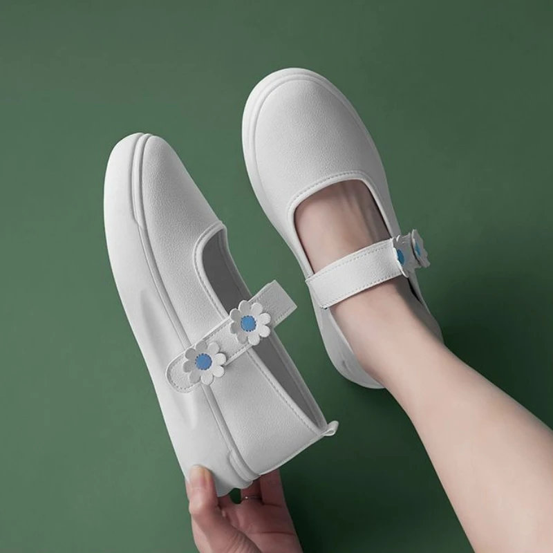 看護師用シューズ レディース スリッポン プラットフォーム - Women'S Shoes For Standing All Day のレビューと価格